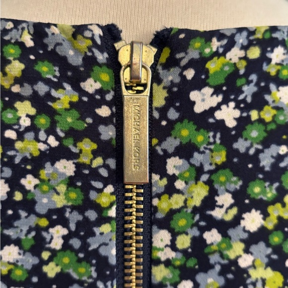 Floral Ruffle Dress - Picture 4 of 5